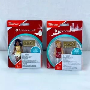 2x American Girl Mega Construx, rosa Kleid und gelbes Kleid - Bild 1 von 2