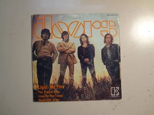 DOORS: Light My Fire +3-Portugal 7" 1967 Elektra Records 64 003 EKE EP PCV - Foto 1 di 4