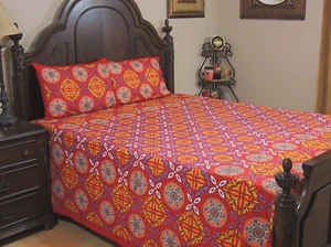 Red Geometric Floral Cotton Bedspread Pillow Shams Indian Luxury Queen Bedding - Picture 1 of 4