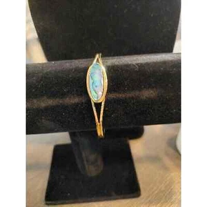 GOLD TONE ABALONE SHELL BRACELET WITH STUNNING COLOR! BLUE/BLUE GREEN/PURPLE - Picture 1 of 4