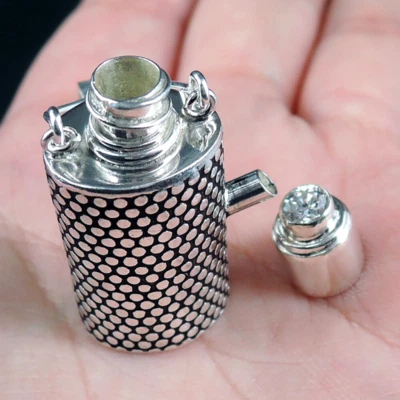 Ciondolo scatola cenere medaglione preghiera ricordi zirconi trasparenti arge... - Immagine 1 di 4