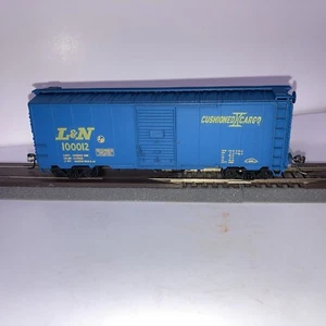 HO Accurail 40’ Boxcar, L&N, Cushion Underframe Applied - Picture 1 of 6