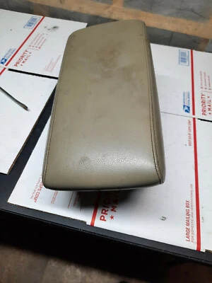 INFINITI QX4 NISSAN PATHFINDER CENTER CONSOLE ARM REST LID TAN LEATHER 01-04 Foto 1 de 4