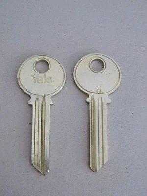 Llave original Yale en blanco GE Keyway 6 pines - 2 llaves Foto 1 de 2