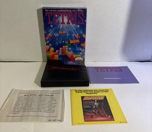 Tetris (NES) Completo En Caja CIB - Caja, Manual, Insertos - Nintendo NES Probado - Imagen 1 de 8