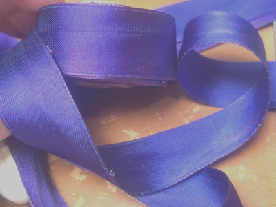 Vintage seda satinado 1" cinta 1yd hecho en Francia años 40 uva Foto 1 de 4