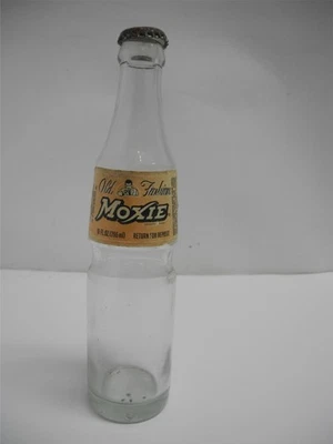 Botella de refresco de vidrio vintage Old Fashion Moxie de 10 oz con tapa original Foto 1 de 4