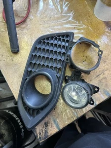 2019 - 2022 Honda HR-V Driver Side ROUND Fog Light WITH BRACKET and Cover OEM - Picture 1 of 1