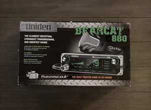 Radio CB Uniden Bearcat 880 NOAA ANL de 40 canales con pantalla digital de 7 colores - Imagen 1 de 5