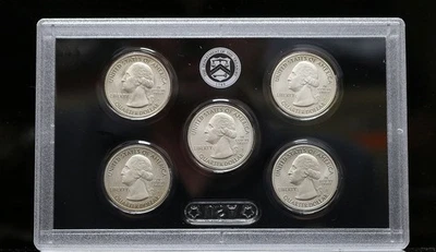 2017-S US MINT 225TH ANNIVERSARY ENHANCED UNCIRCULATED 10-COIN SET #1227 D-8 - Image 1 of 4