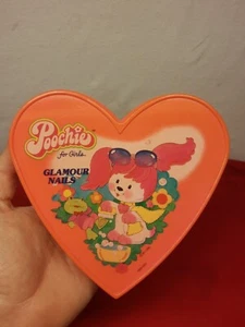 De colección Mattel Poochie Niñas Plástico Glamour Uñas 1982 Caja de Juguetes Cachorro Caniche Años 80 - Imagen 1 de 8