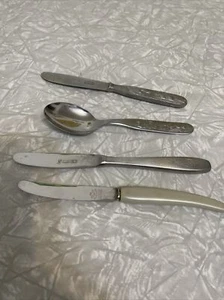 Vtg Rostfrei Solingen Eichenlaub Justinus Mix Lot Knives Spoon Animals Flatware - Picture 1 of 9