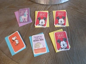 Lot VTG Mini 3 1/2" X 2 1/2" DISNEY PEANUTS ENCOURAGEMENT HALLMARK NOTECARDS - Picture 1 of 6