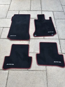 MERCEDES C CLASS FLOOR MAT SET CARPET AMG A2046806704 C204 2007 - 2015 - Picture 1 of 6