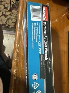 Makita Drive Ratchet 12-V+Inalámbrico+Agarre Amortiguado+Velocidad variable+LED (solo herramienta) - Imagen 1 de 4