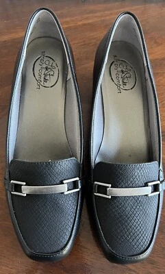 Life Stride Simply Comfort Negro Cuña Baja Acento Metal Estampado Serpiente Talla 6.5 Foto 1 de 4