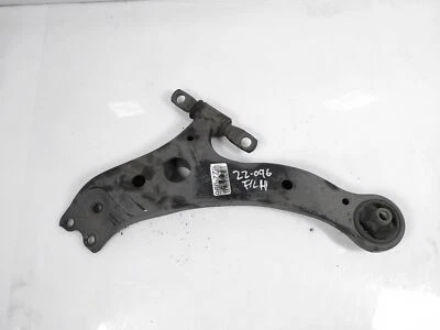 Brazo de control inferior delantero izquierdo Toyota Solara 2004-2008 48069-06100 Foto 1 de 4