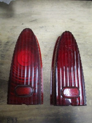 Lentes de luz trasera Plymouth 1953 PLYAQ Mopar 1436444 OEM/AM Foto 1 de 4