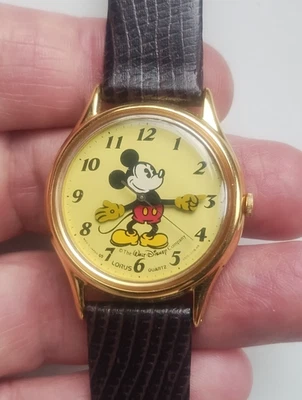 Винтажные мужские часы Mickey Mouse Disney LORUS, НОВЫЙ ремешок, НОВЫЙ аккумулятор, РАБОТАЕТ - Изображение 1 из 4