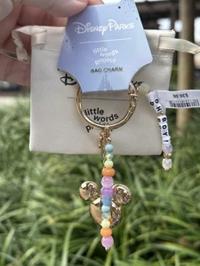 2025 Disney Parks Little Words Project Mickey Mouse Bag Flair Charm Keychain New - Picture 1 of 3