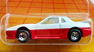Coche deportivo Matchbox 1987 Superfast Pontiac Fiero GT, de los años 80 sellado en tarjeta de corte Foto 1 de 4