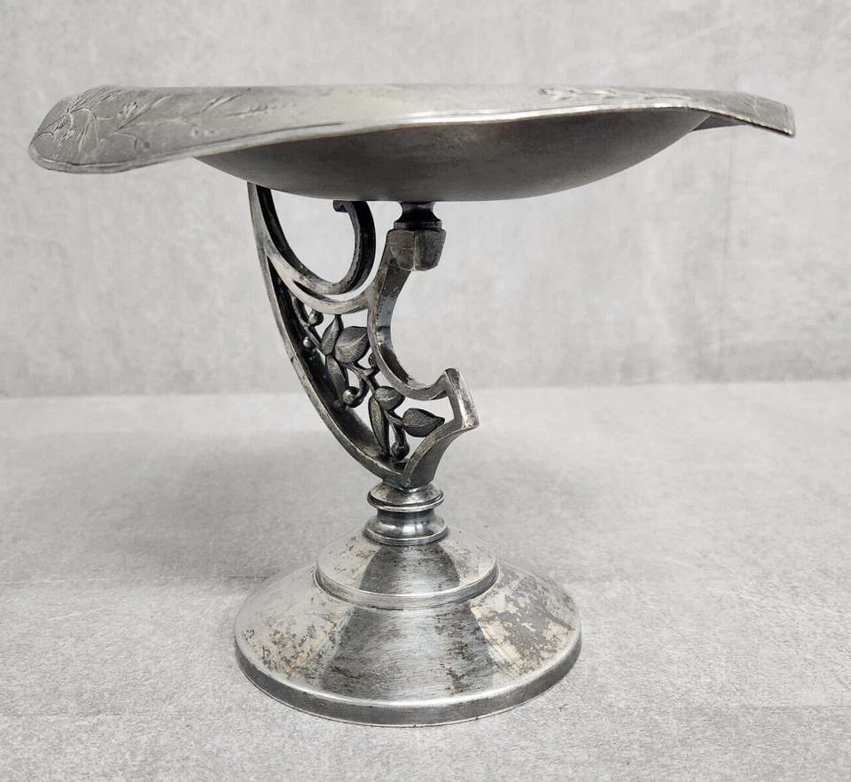 Antiguo receptor de tarjetas de llamadas Meriden B Company plateado B1 circa: 1890 Flora Foto 1 de 4