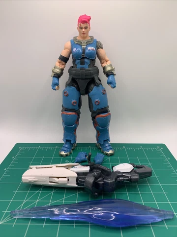 Hasbro Overwatch Ultimates Series Zarya 6 inch Action Figure Complete Cover