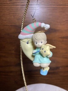 Precious Moments 1994 MAY YOUR HOLIDAY BE BRIGHTENED WITH LOVE Ornament - Picture 1 of 6