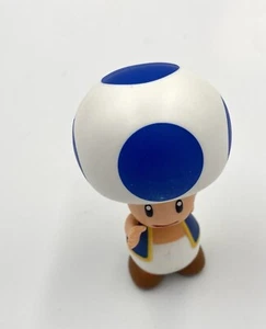 Jakks Nintendo 2016 Super Mario Blue Toad Small Figure Toy - Picture 1 of 5