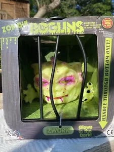 Zombie Boglins Zwork Glow in the Dark selten limitiert auf 500 mit Emaillestift - Bild 1 von 4