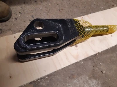 DEUTZ FAHR  Tractor Levelling Box  LOWER TIE ROD WITH FORK 0.010.4788.3/10 - Image 1 of 4