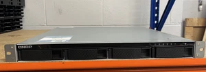 TS-431XU-RP QNAP 4 Bay NAS 2GB Speicher mit Rack Ears vollständig getestet - Bild 1 von 3