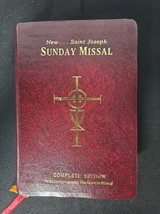St Joseph Sunday Missal Burgundy Vinyl Cover - Picture 1 of 4