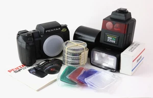 Pentax SF-10 SLR Film Camera [Body Only] + PBZ 2500 Flash + Lens/Flash Filters - Picture 1 of 12