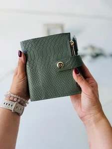 Natural Leather notebook cover A7 2 rings mini wallet. Dated 2026 planner gift. - Picture 1 of 17