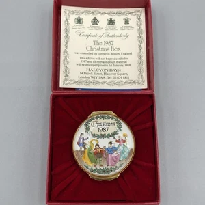 Halcyon Days Emaille Schmuckschatulle The 1987 Christmas Holiday Deck The Halls Party - Bild 1 von 10