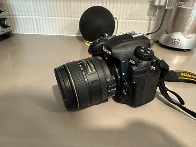 Цифровая зеркальная камера Nikon D500 20,9 Мп - черная (комплект с комплектом объективов 16-80 VR) - Изображение 1 из 3