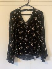 American Eagle top size M