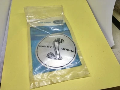 Nuevo de Lote Antiguo Ford S8MS-9A031-C 1968 Shelby Cobra GT350 GT500 TAPA GASOLINA EMBLEMA ORIGINAL FORD Foto 1 de 4