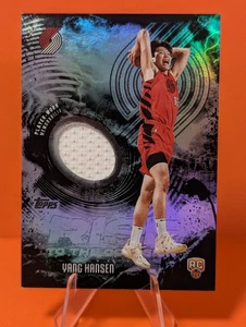 2025-26 Topps Yang Hansen RC Rise to the Occasion Relic Rainbow Foil Portland - Picture 1 of 2