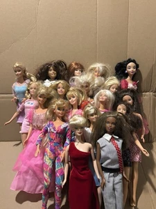 Barbie Ken Puppe Konvolut Vintage 28 Puppen 1960’s-90’s plus Koffer 1963 und GI Joe - Bild 1 von 24