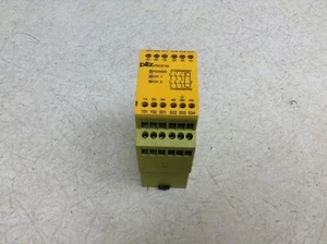 Relé de seguridad Pilz PNOZ X3 120VAC 24VDC 3n/o 1n/c 1so 120 VAC 24 VDC 774316 (TSC) - Imagen 1 de 8