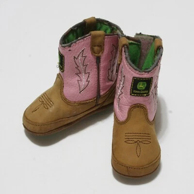 Botas infantis John Deere rosa/marrom solas macias tamanho 3 botas usadas - Imagem 1 de 4