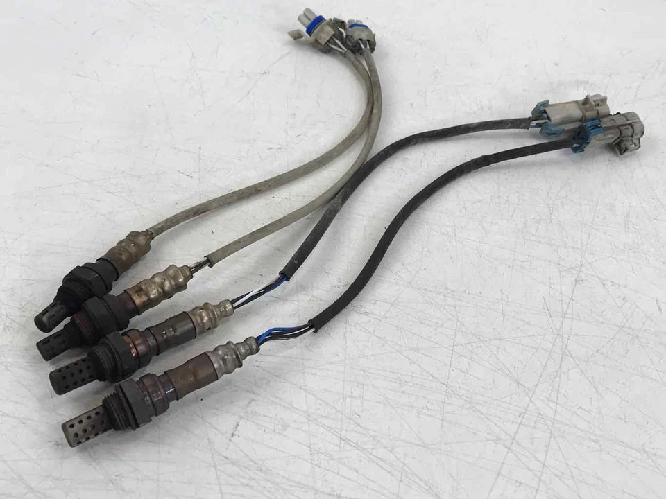 Juego de 4 sensores de O2 para oxígeno 2609457 para Chevy Suburban 1500 2008-2014 5,3 L Foto 1 de 4