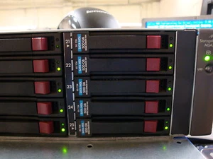 10TB HP MSA70 SAS Array with Qty 20 X 500GB SATA 3G 7200RPM Drives - Picture 1 of 8