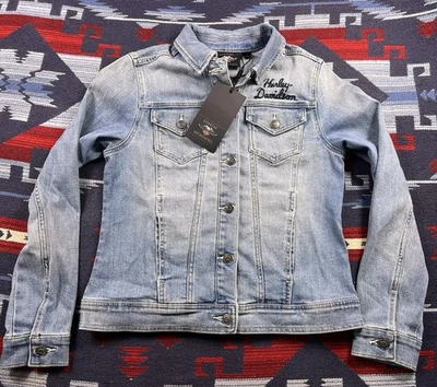 Harley Davidson Women’s Small Denim Trucker Jean Jacket Embroidered Patch Chain - Image 1 of 4