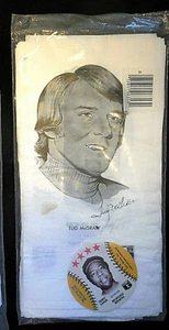1976 Safelon MSA Card Hank Aaron in sealed lunch bag pkg Milwaukee Brewers - Picture 1 of 2