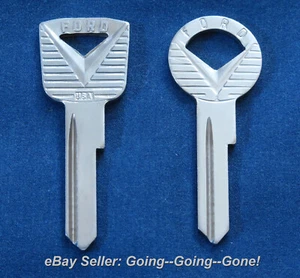 SET VINTAGE UNCUT KEY BLANKS FORD LINCOLN MERCURY EDSEL "V" 1952-1966 H27 H26 - Foto 1 di 7