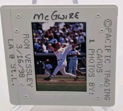 Tarjetas coleccionables Mark Mcgwire St. Louis Cardinals originales 1998 Pacific diapositiva a color Foto 1 de 2