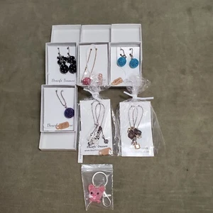 Handmade Jewelry Lot of 7: Earrings, Neackles & Key Chain - Picture 1 of 12